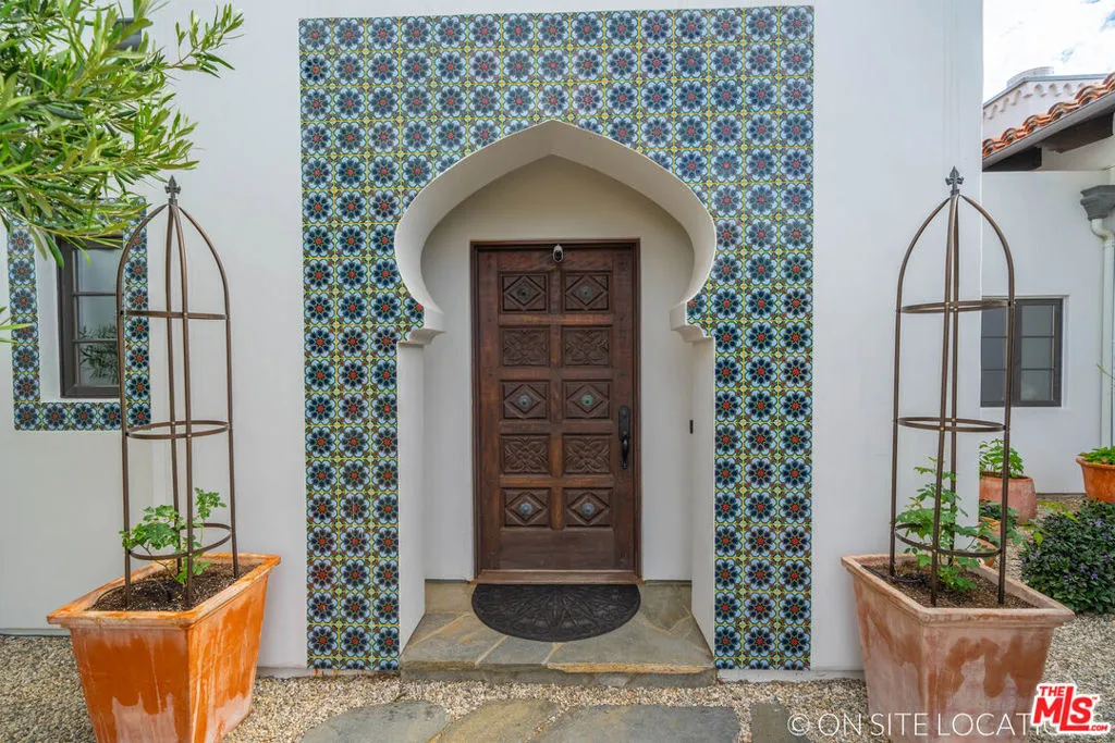 9785 Deer Creek Road, Malibu, California 90265 home-pic-8