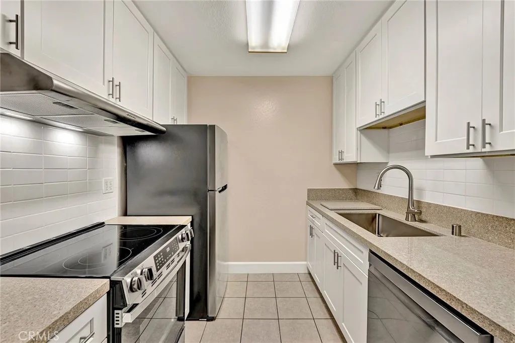 1010 W Macarthur Boulevard 55, Santa Ana, California 92707 home-pic-12