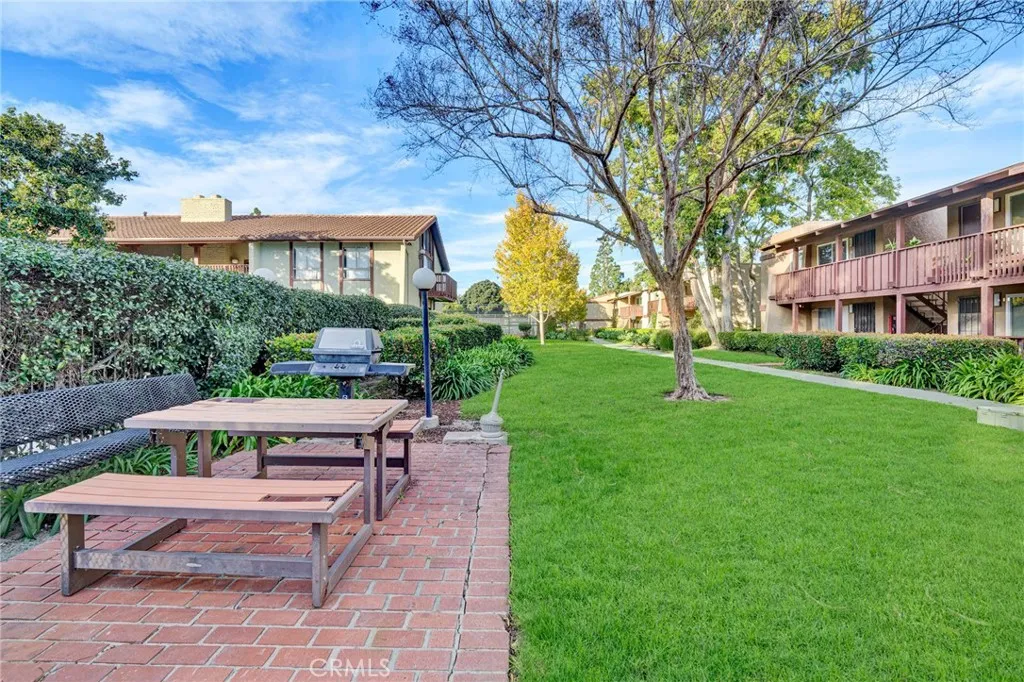1010 W Macarthur Boulevard 55, Santa Ana, California 92707 home-pic-40