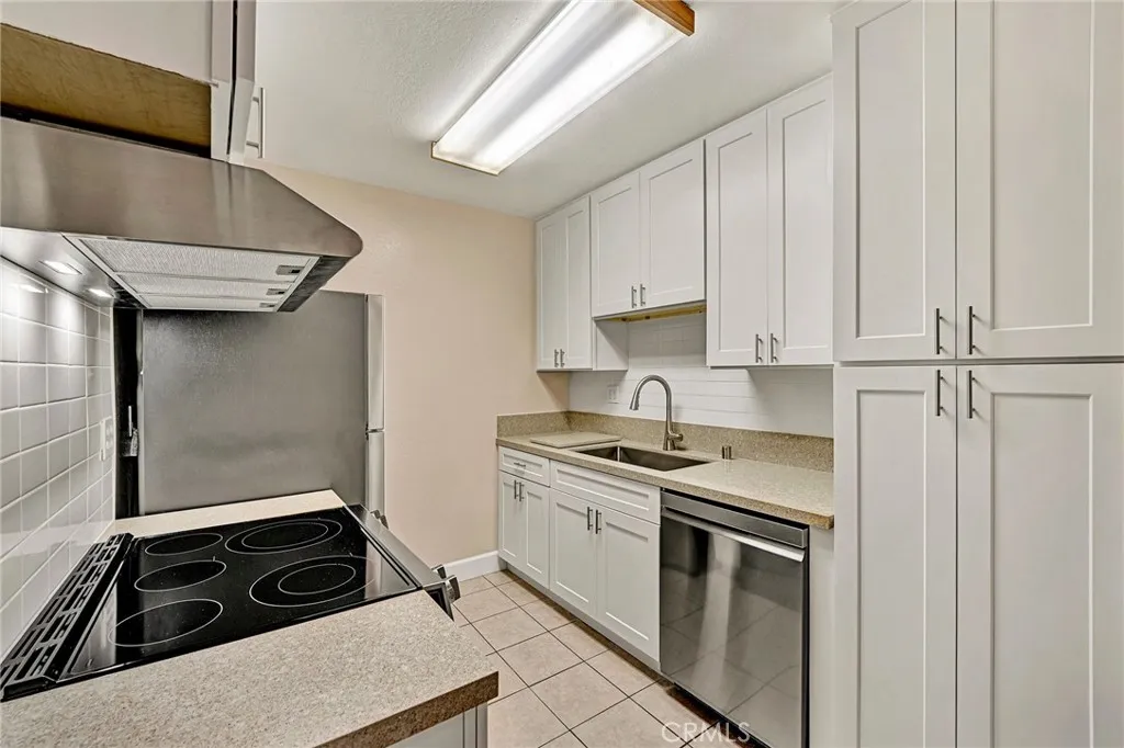 1010 W Macarthur Boulevard 55, Santa Ana, California 92707 home-pic-13