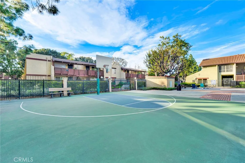 1010 W Macarthur Boulevard 55, Santa Ana, California 92707 home-pic-36