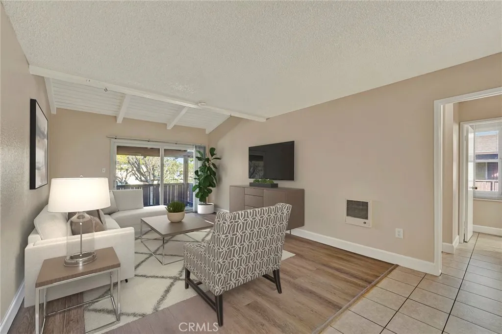 1010 W Macarthur Boulevard 55, Santa Ana, California 92707 home-pic-2
