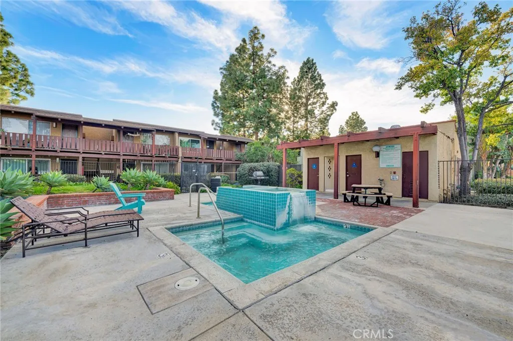 1010 W Macarthur Boulevard 55, Santa Ana, California 92707 home-pic-32