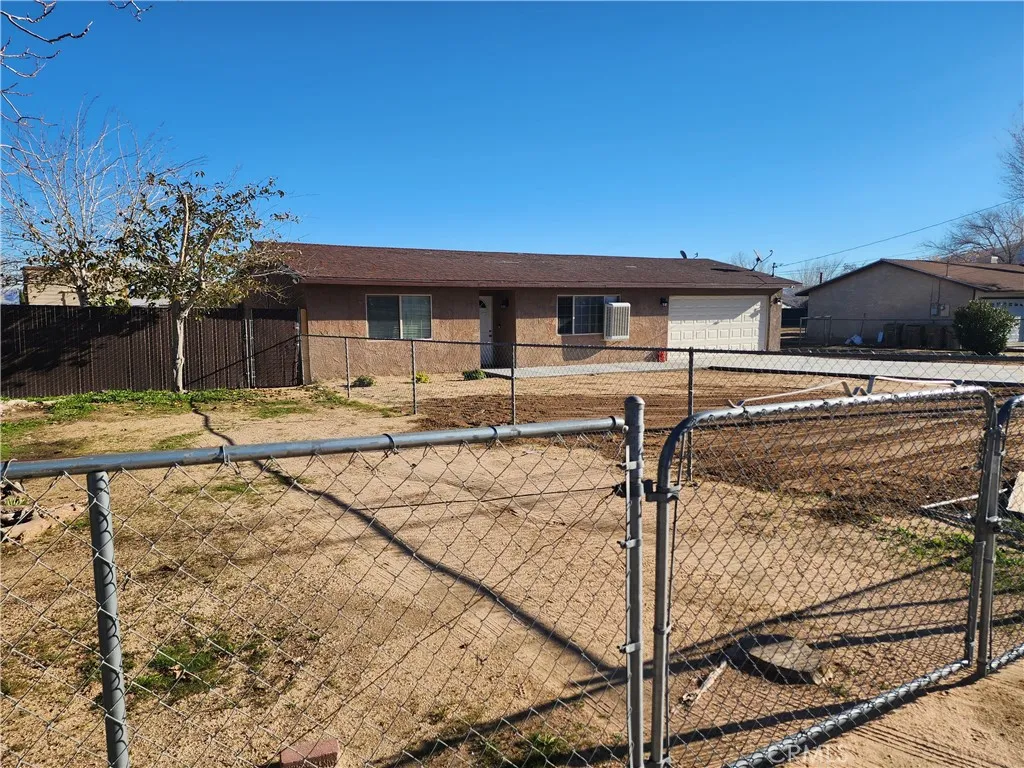 18950 Live Ooak, Hesperia, California 92345 home-pic-1
