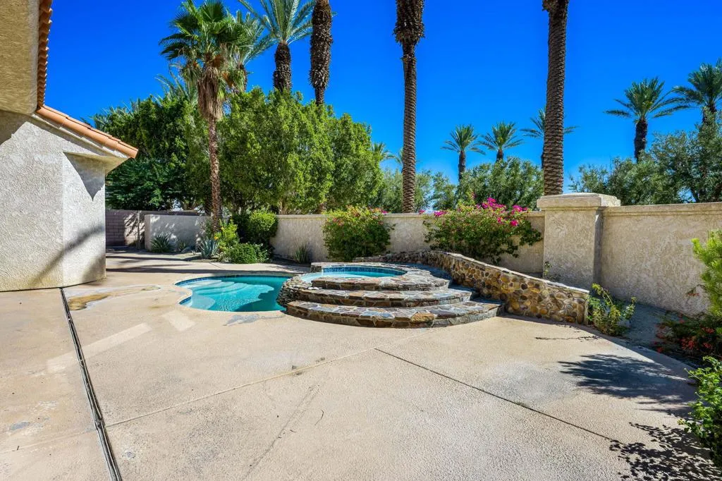 404 Links Drive, Palm Desert, California 92211 home-pic-15