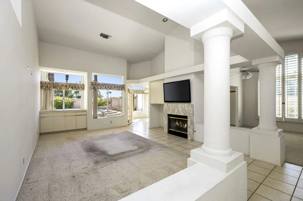 404 Links Drive, Palm Desert, California 92211 home-pic-8