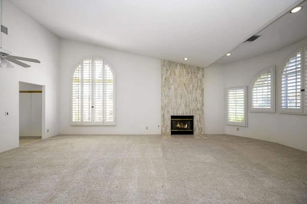 404 Links Drive, Palm Desert, California 92211 home-pic-5