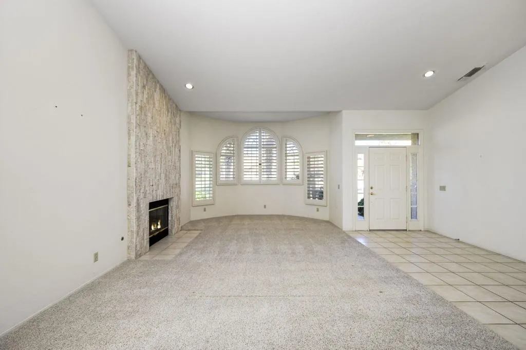 404 Links Drive, Palm Desert, California 92211 home-pic-6