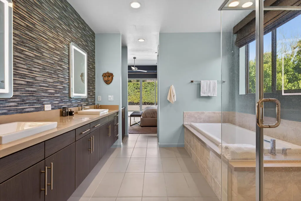 1658 Ava Court, Palm Springs, California 92262 home-pic-47