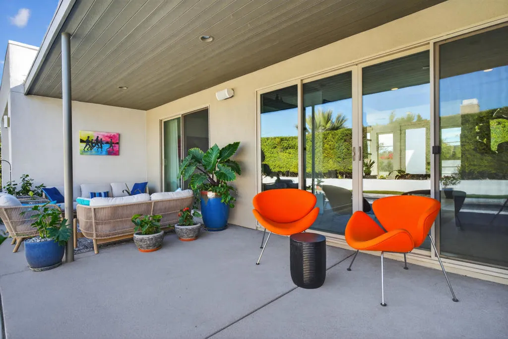 1658 Ava Court, Palm Springs, California 92262 home-pic-17
