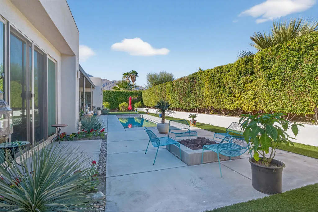 1658 Ava Court, Palm Springs, California 92262 home-pic-41