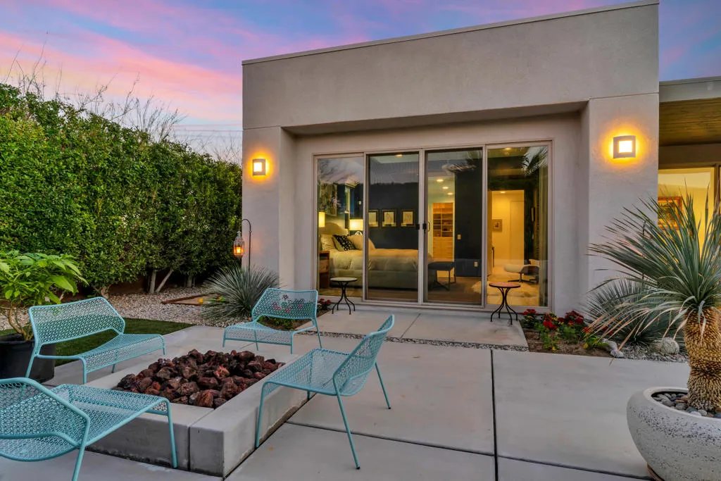 1658 Ava Court, Palm Springs, California 92262 home-pic-68