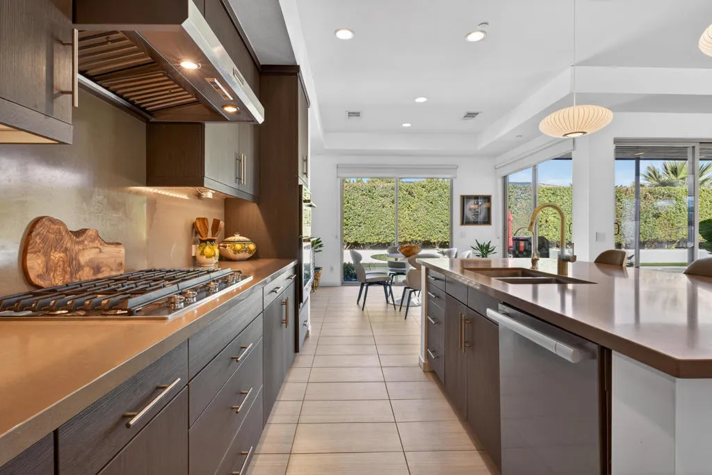 1658 Ava Court, Palm Springs, California 92262 home-pic-28
