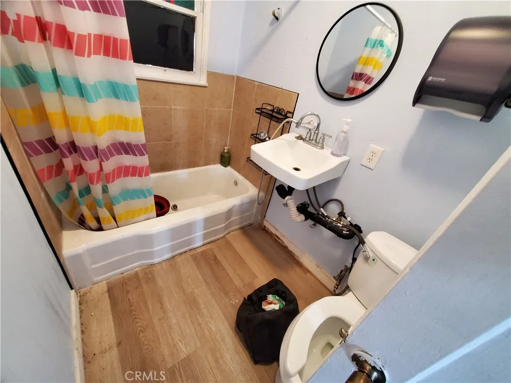 8858 Flower, Bellflower, California 90706 home-pic-16