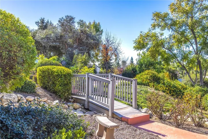 31027 E Sunset Drive N, Redlands, California 92373