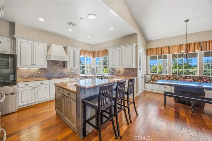 31027 E Sunset Drive N, Redlands, California 92373
