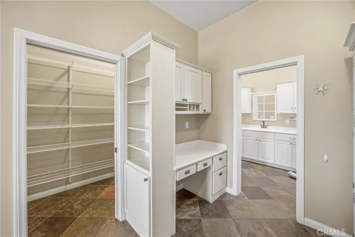 31027 E Sunset Drive N, Redlands, California 92373