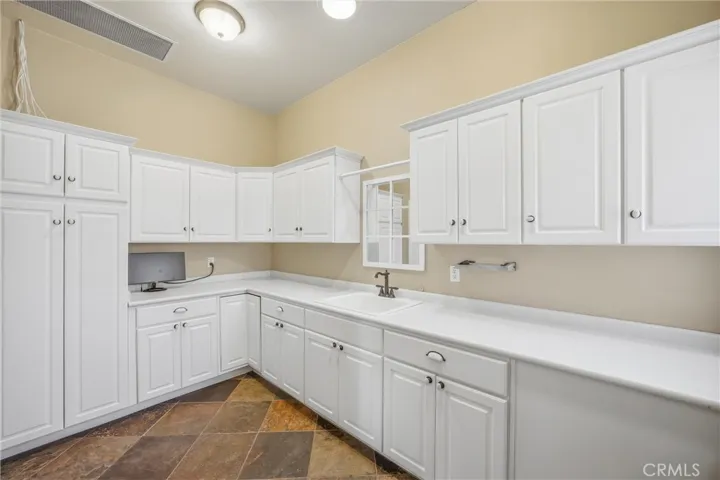 31027 E Sunset Drive N, Redlands, California 92373