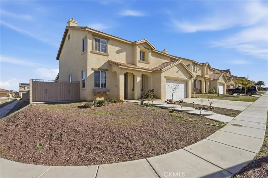 10673 Palomino, Hesperia, California 92345 home-pic-1