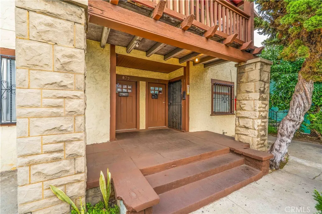 873 W Vernon, Los Angeles, California 90037 home-pic-4