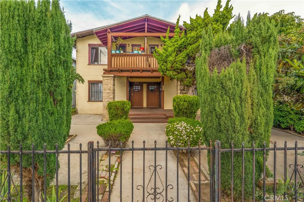 873 W Vernon, Los Angeles, California 90037 home-pic-1