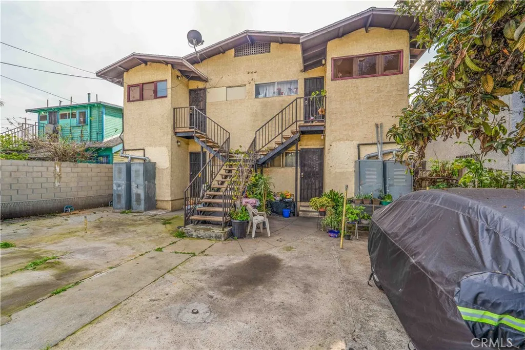 873 W Vernon, Los Angeles, California 90037 home-pic-22