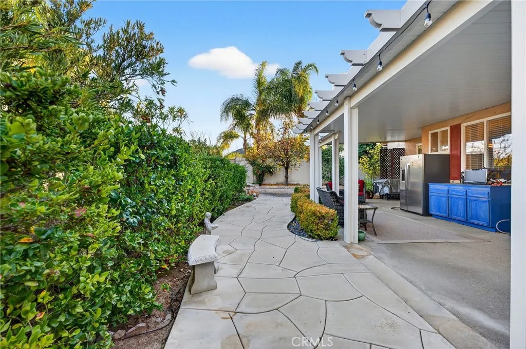 42824 Woody Knoll, Murrieta, California 92562 home-pic-43