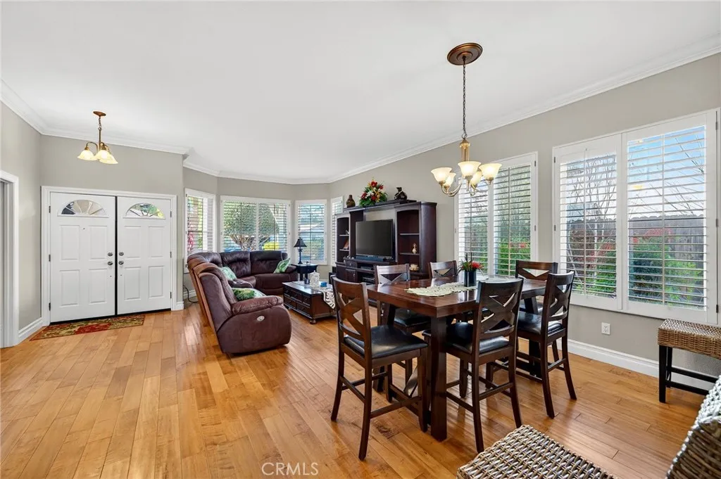 42824 Woody Knoll, Murrieta, California 92562 home-pic-12