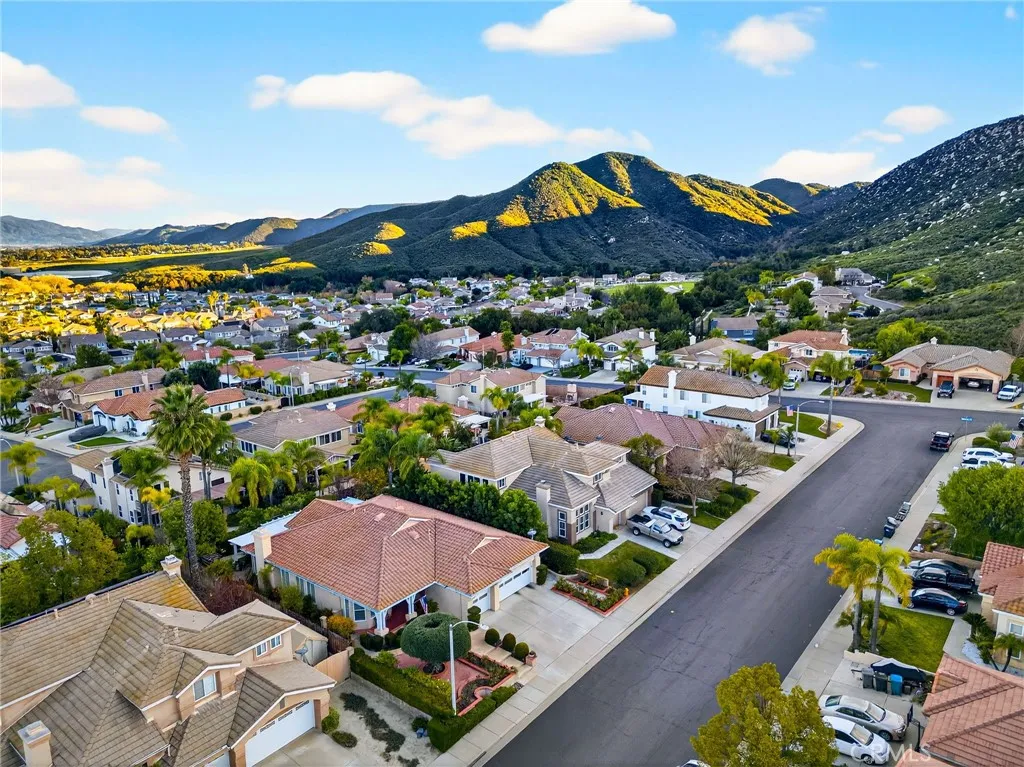 42824 Woody Knoll, Murrieta, California 92562 home-pic-61