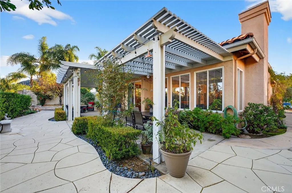 42824 Woody Knoll, Murrieta, California 92562 home-pic-41