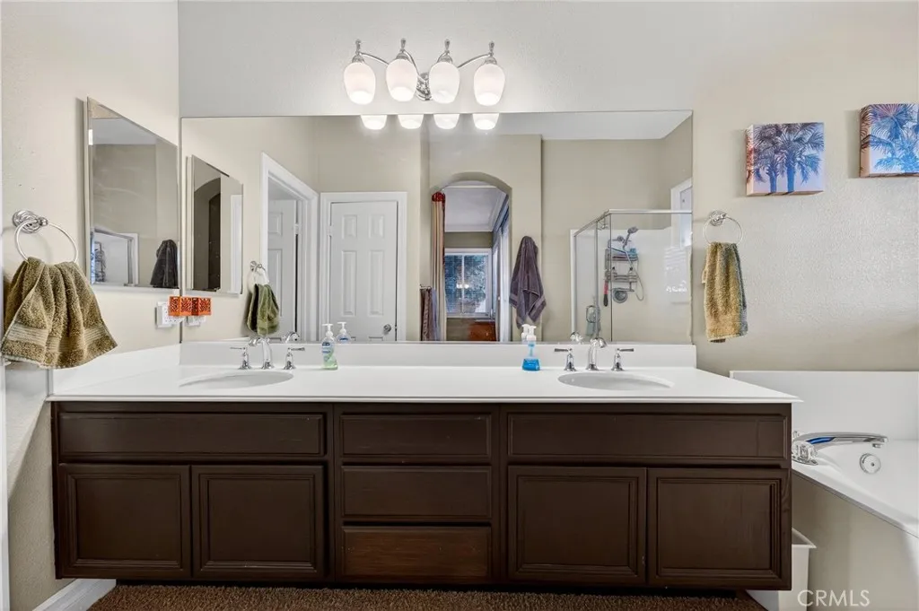 42824 Woody Knoll, Murrieta, California 92562 home-pic-37