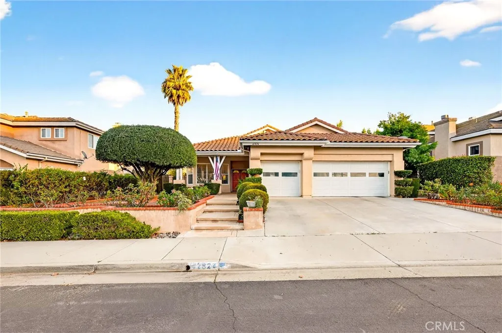 42824 Woody Knoll, Murrieta, California 92562 home-pic-2