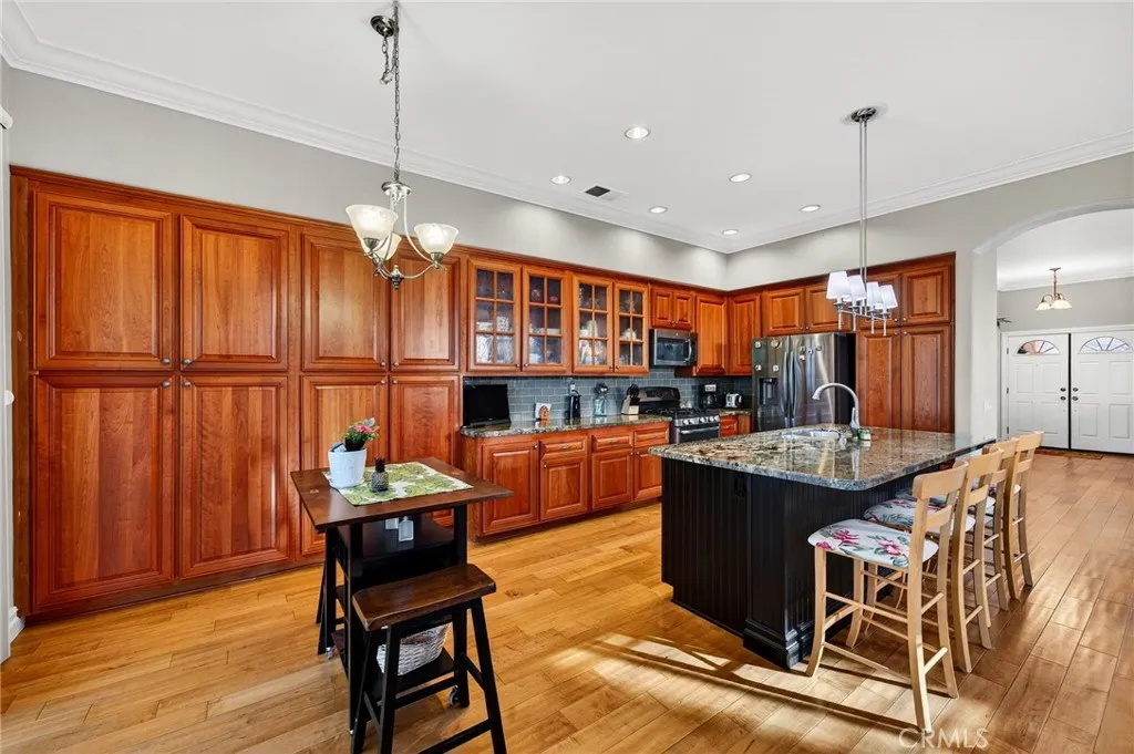 42824 Woody Knoll, Murrieta, California 92562 home-pic-17