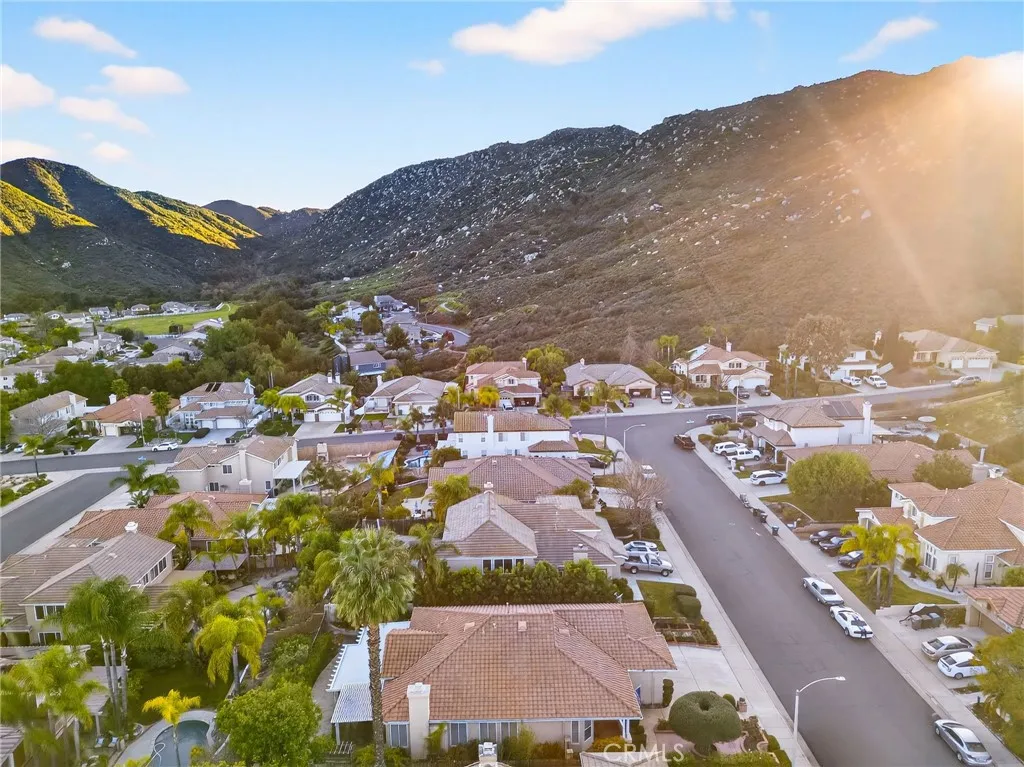 42824 Woody Knoll, Murrieta, California 92562 home-pic-60