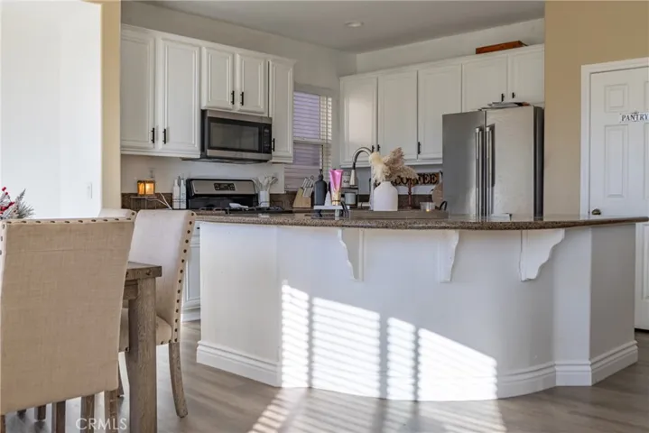 kitchen/dinning