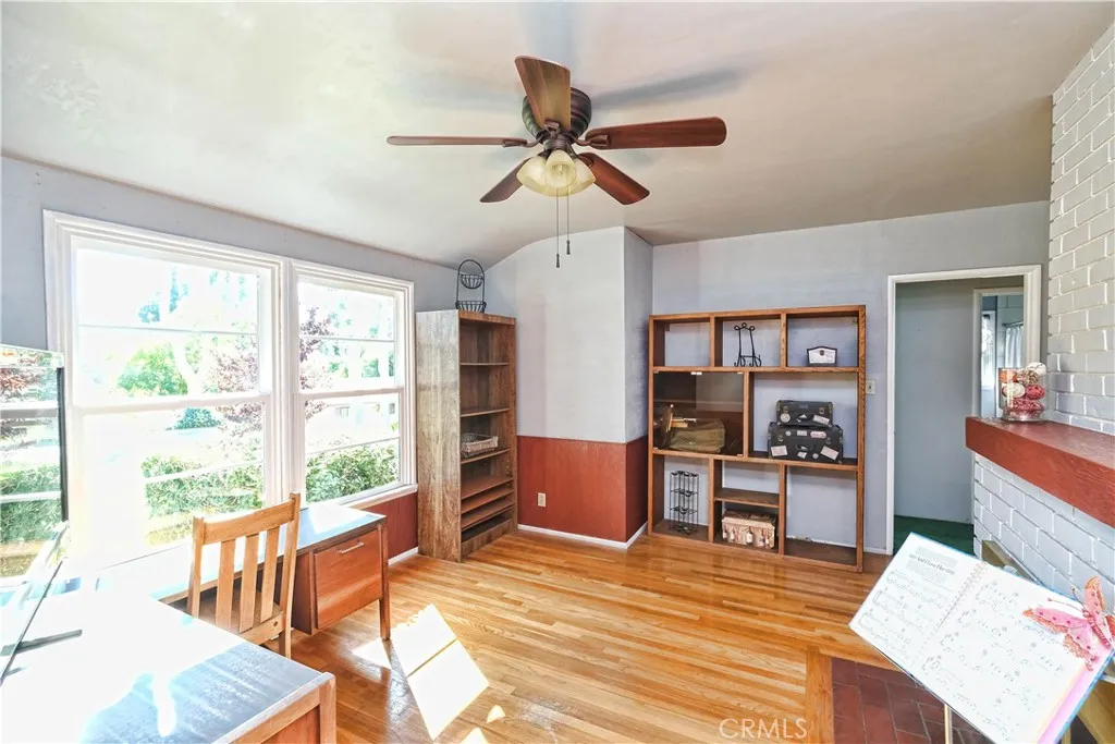 1060 Grandview, Fullerton, California 92835 home-pic-34