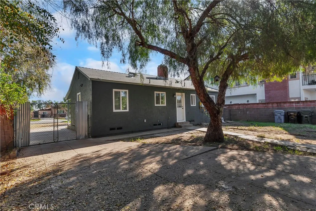 1413 S Spruce, Montebello, California 90640 home-pic-6