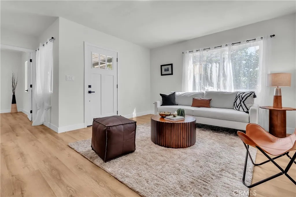 1413 S Spruce, Montebello, California 90640 home-pic-17