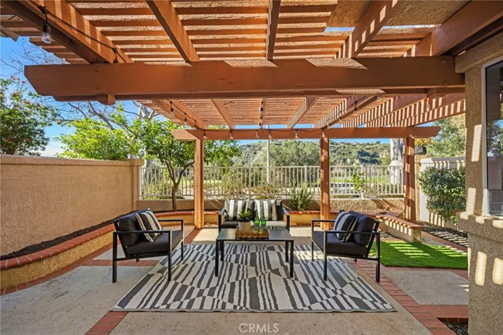 67 Fuente, Rancho Santa Margarita, California 92688