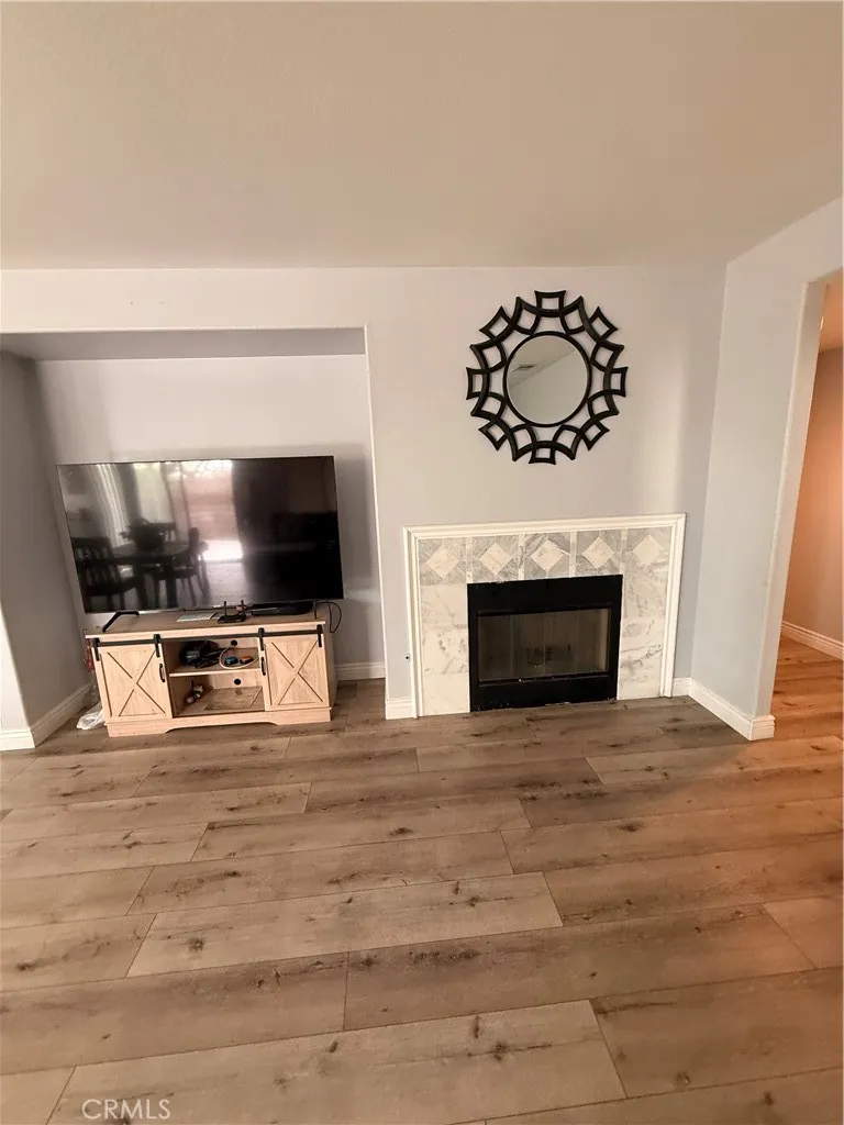 7667 Yellow Iris Court, Fontana, California 92336 home-pic-6