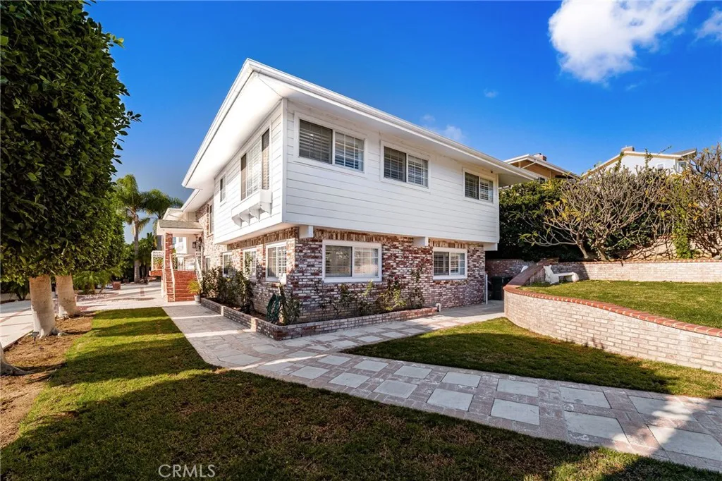 5262 Los Altos, Yorba Linda, California 92886 home-pic-23
