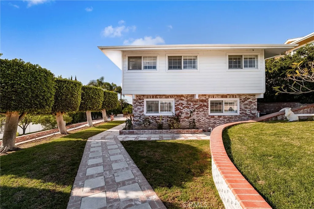 5262 Los Altos, Yorba Linda, California 92886 home-pic-22