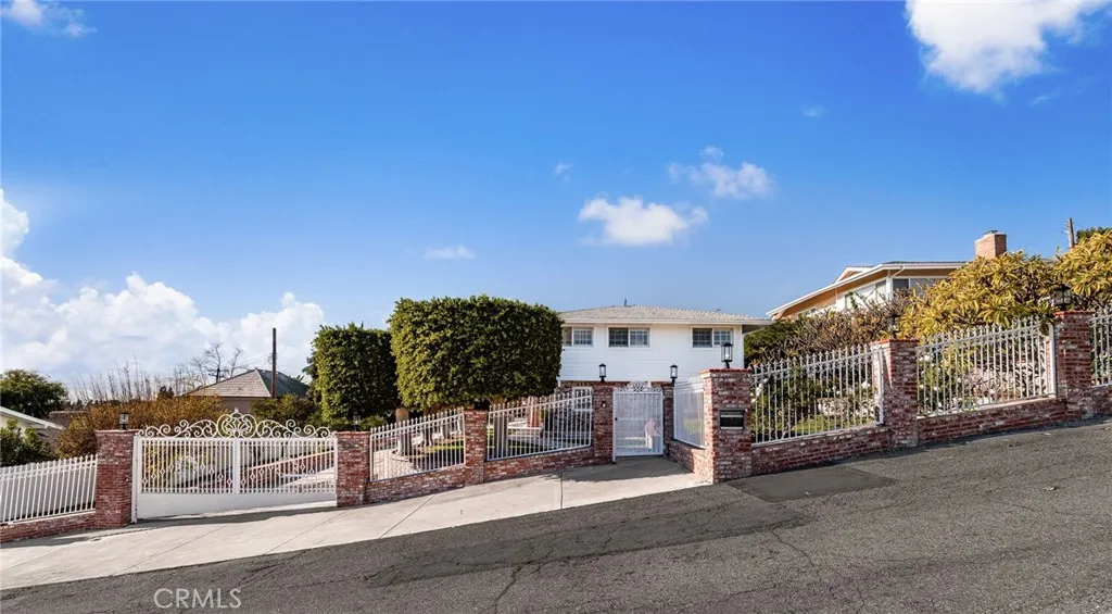 5262 Los Altos, Yorba Linda, California 92886 home-pic-19