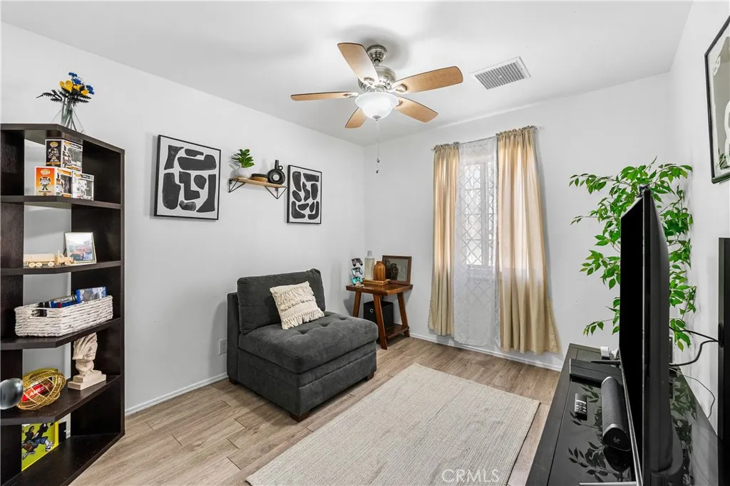 44128 Anvers Avenue, Lancaster, California 93534 home-pic-21