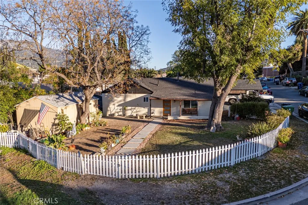 10648 Franlie, Sunland, California 91040 home-pic-30
