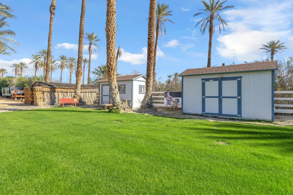 58200 Almonte Drive, La Quinta, California 92253 home-pic-26