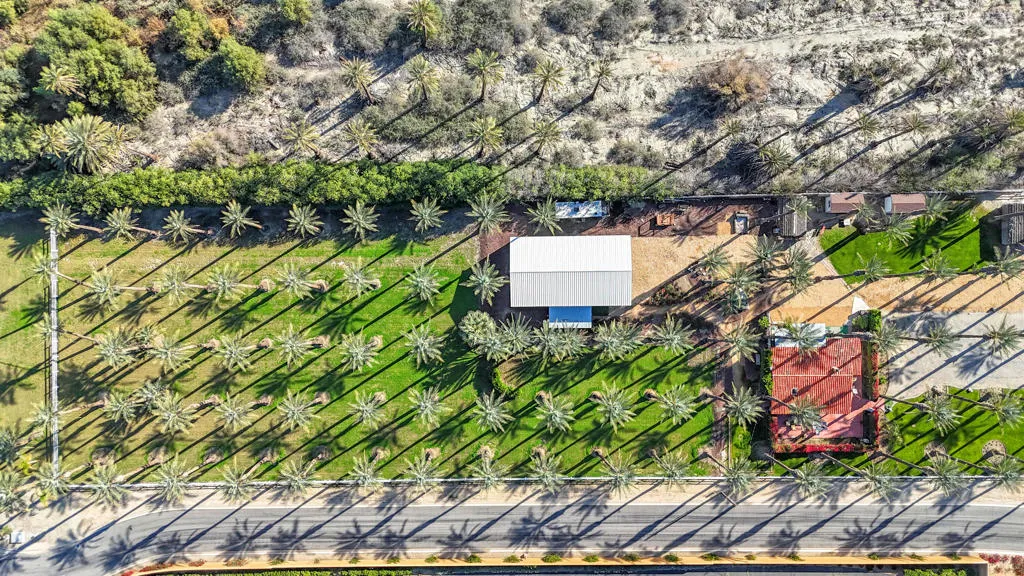 58200 Almonte Drive, La Quinta, California 92253 home-pic-5