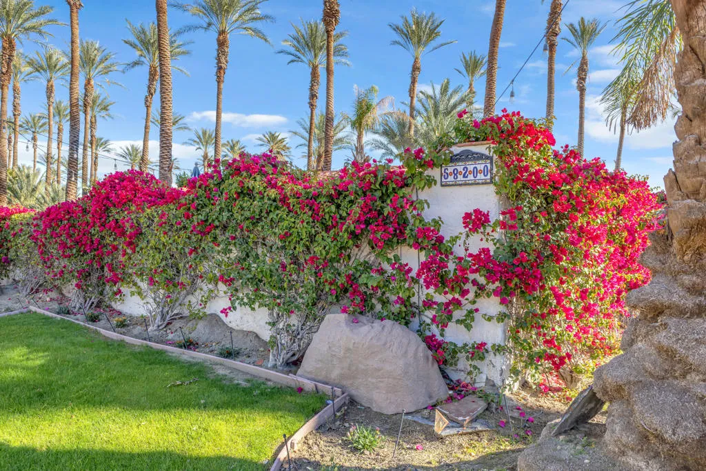 58200 Almonte Drive, La Quinta, California 92253 home-pic-15