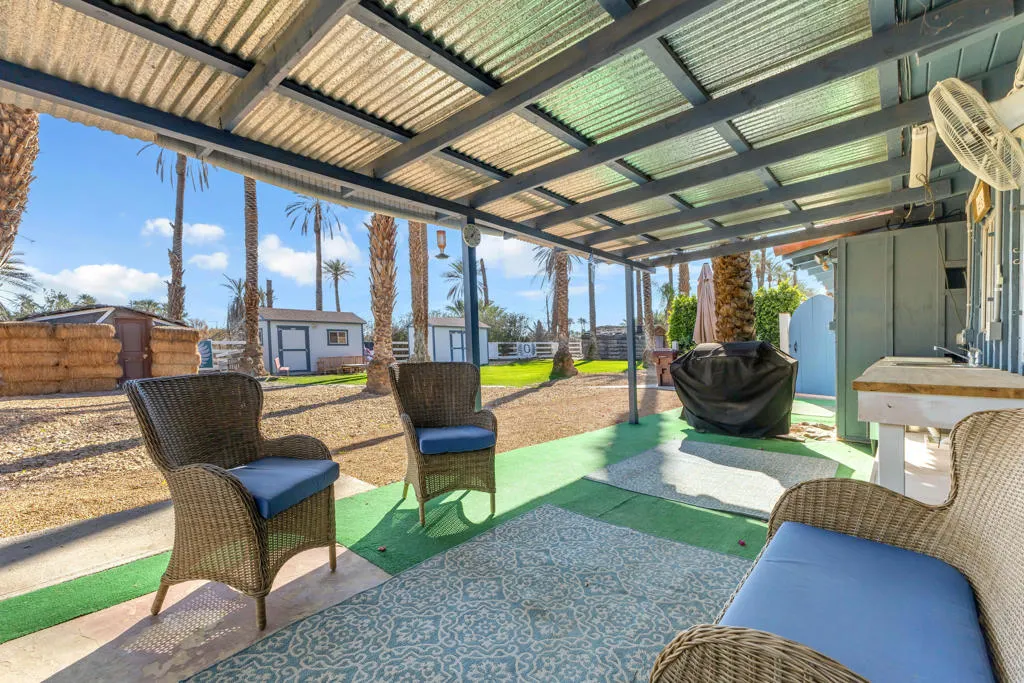58200 Almonte Drive, La Quinta, California 92253 home-pic-24