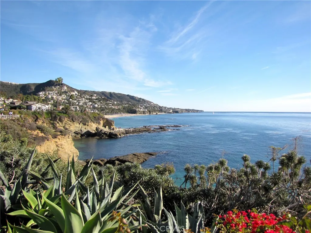 422 Avenida Castilla D, Laguna Woods, California 92637 home-pic-45